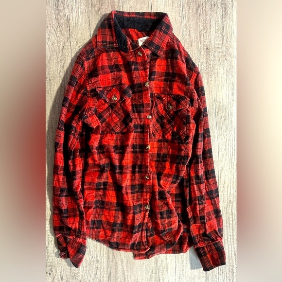 Mossimo Supply Company Black and Red Flannel Size Medium - Picture 1 of 3